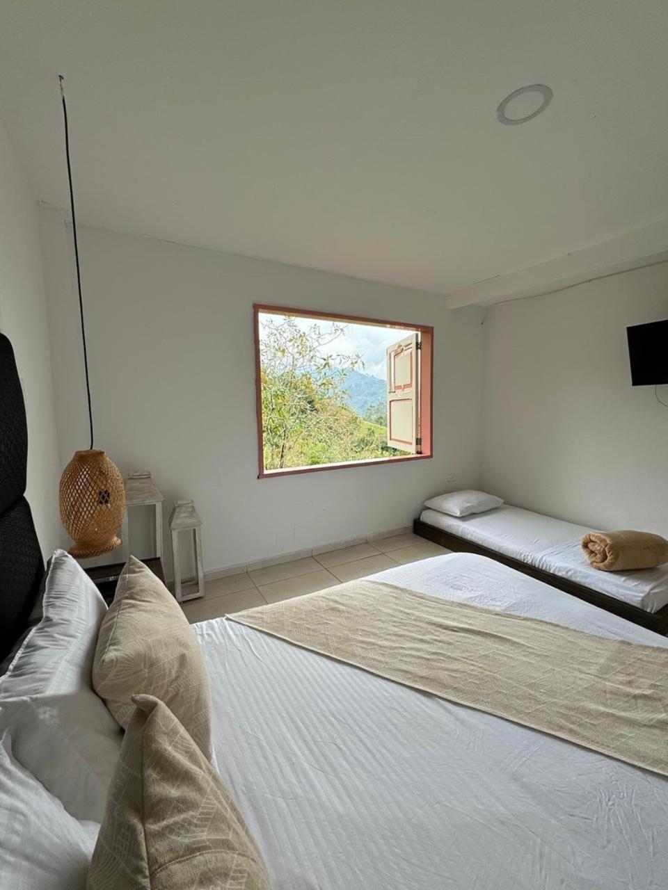 Mahalo Hostel 萨兰托 外观 照片