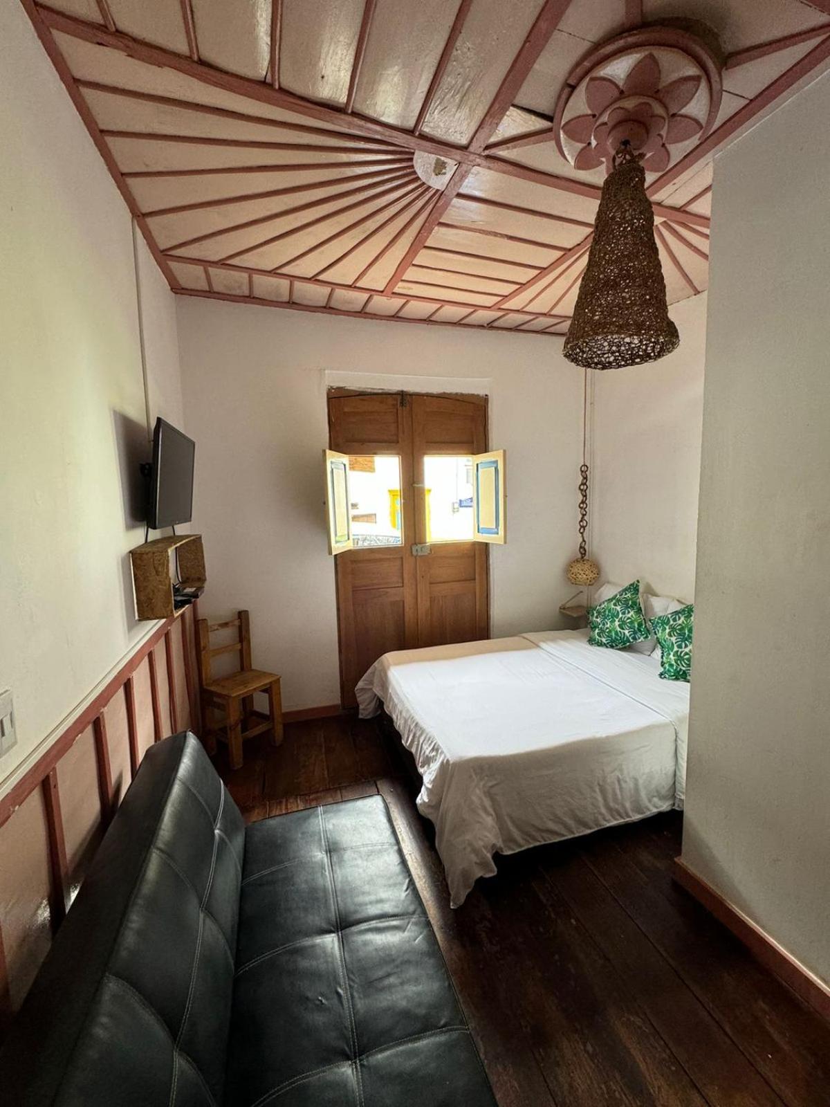 Mahalo Hostel 萨兰托 外观 照片